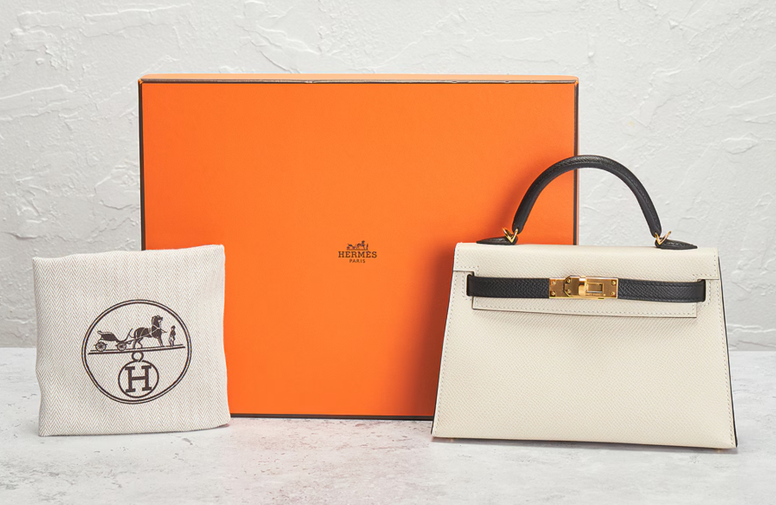 Iconic Hermès Kelly Sellier 20 in Cream Lands on FWRD