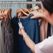 5 Factors To Consider For Wholesale Clothing Pricing
