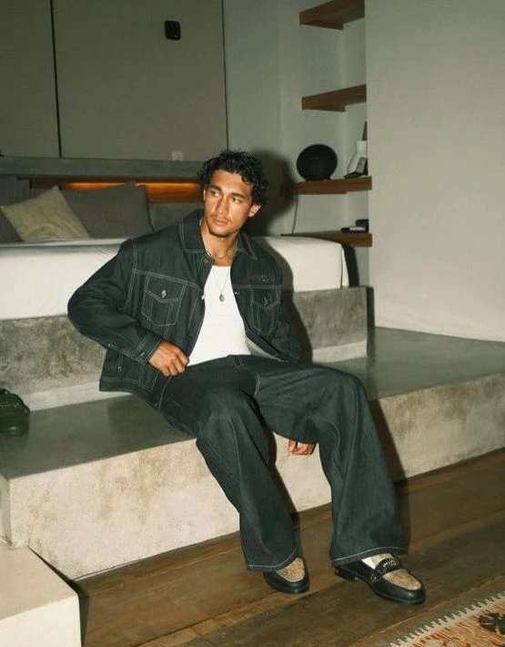 Abloh AI’s Fitted App Attracts 1,500 Downloads and 4,000 Outfit Shares in First Months of Launch