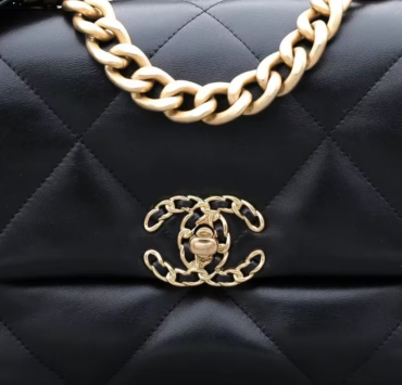 Ritzy Republic Unveils Europe’s First Luxury Rental Platform for 2025