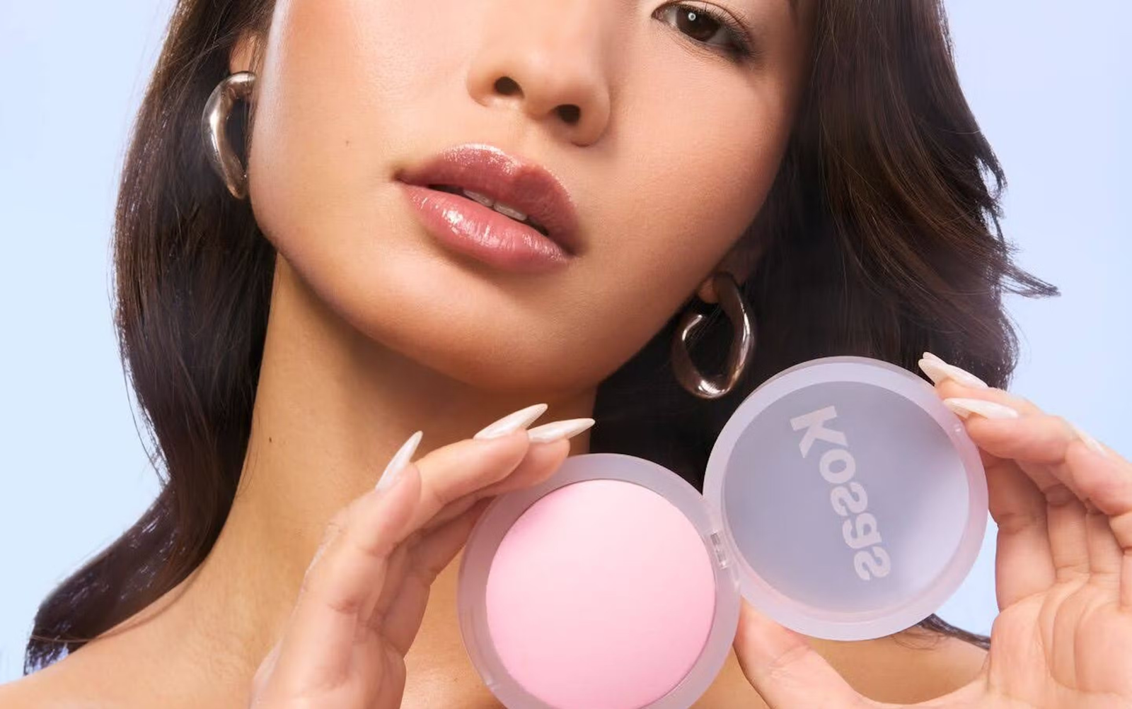 Front Row Offers £42 Entry Price To Hundreds of Designer Styles for 5-Day Rentals