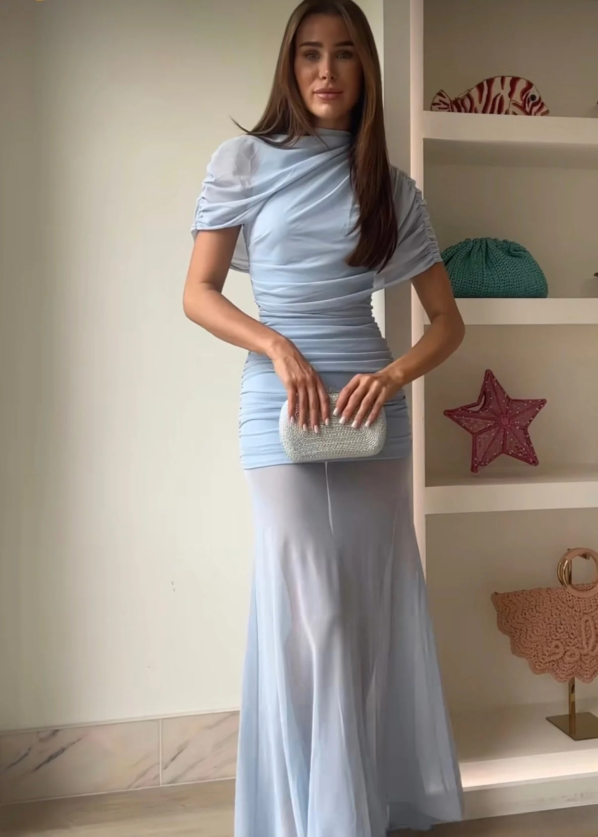 How Plus One Dress Hire Works, Ownership, Benefits for Consumers, Applications for Sellers, Future Outlook